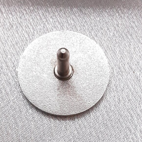 NEW Collectable 2003 Masters Augusta, GA golf ball marker - Picture 2 of 3